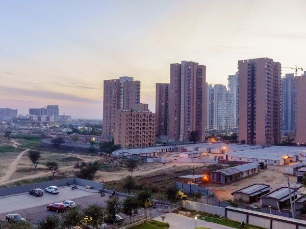Greater Hyderabad Municipal Corporation issues notices to over 3,500 properties